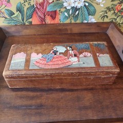 Antique early 20th century Edwardian leather bound silk lined hand painted box