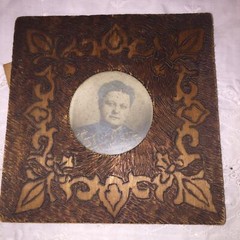 Antique Thistle Picture Frame Oval Pyrography Wood Folk Art Celtic Scottish Vtg