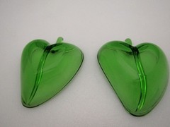 2 Unbranded Glass Green Leaf Heart Shaped Vintage Salt Dip or Trinket Dish