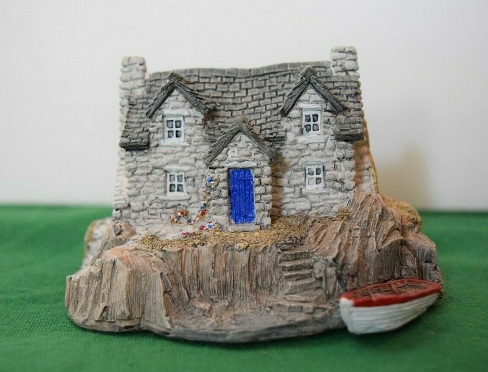 Lilliput Lane Inverlochie Hame Version 1.