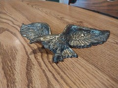 Eagle Wall Hanging Cast Metal Aluminum Gold Tone Antiqued Finish 9 inch Wingspan