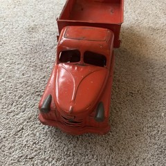 1940’s Structo Toys Diamond T Dump Truck Steel 20” Fireball Motor Red