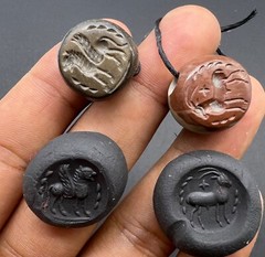 Jasper Stone Pair Of Old Ancient Sassanian Era Different Intaglios Stamp Beads