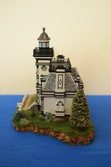 Harbour Lights Spring at Fort Tomkins, NY MIB with COA. Signed. HL652