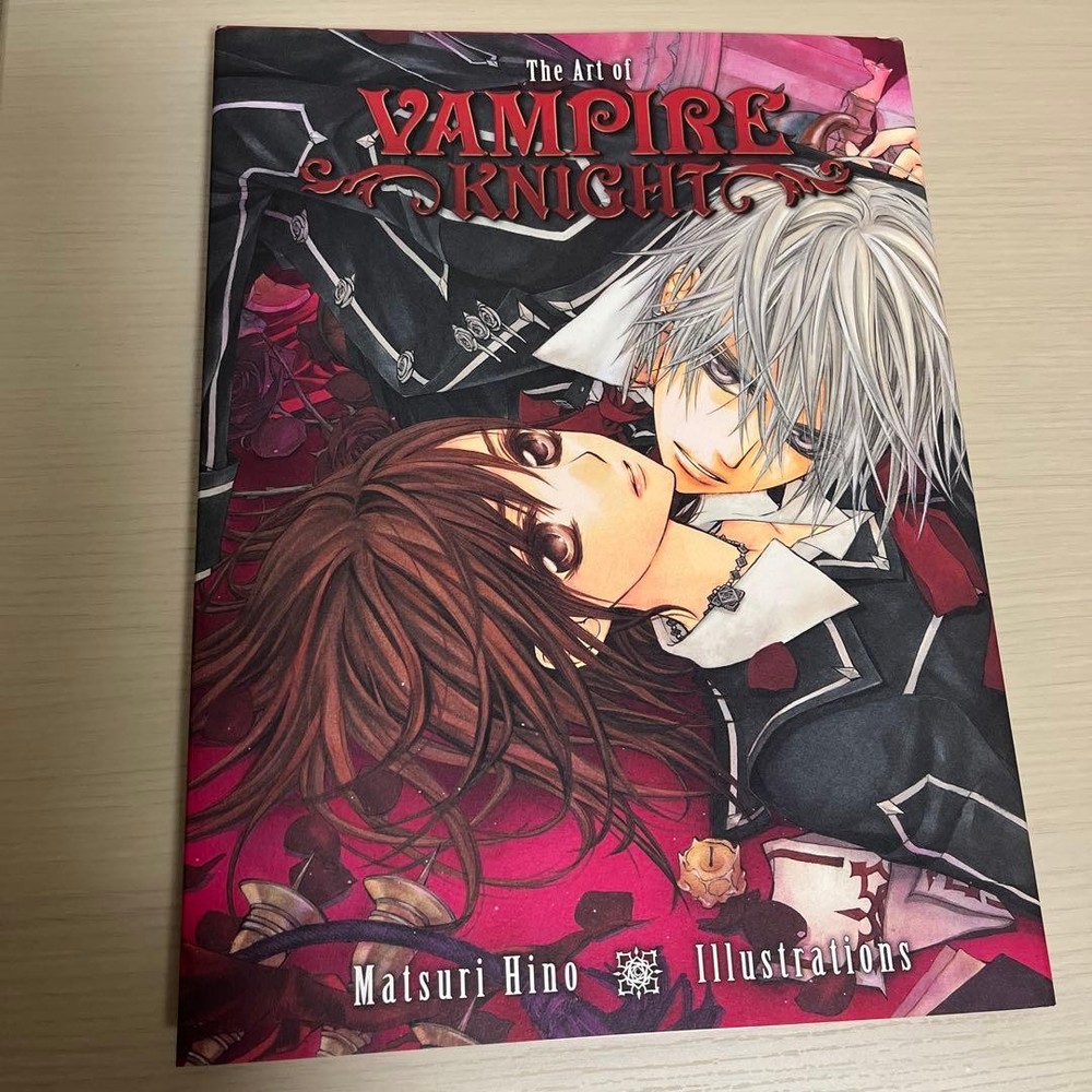 Vampire Knight Illustrations by Matsuri Hino Art Book 1800円