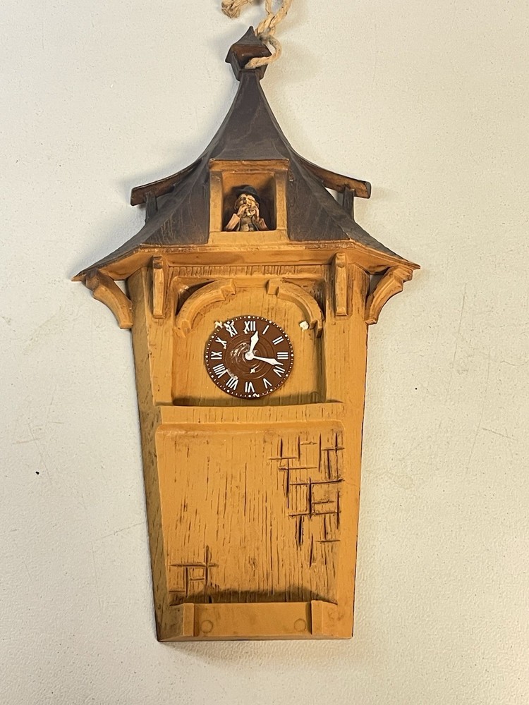 Gesschutzt West Germany Wall Decor Faux Clock 15″