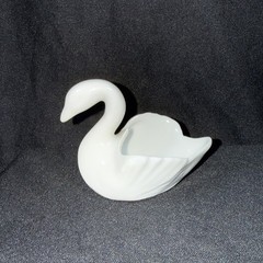 Vintage Limoges France Gout de Ville White Porcelain Swan Trinket Dish Figurine