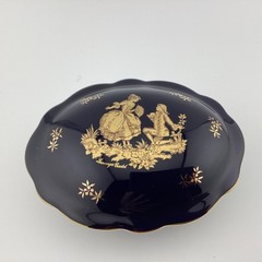 Limoges Castel Oval Trinket box with 22K Gold Design, made in France