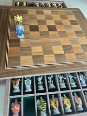 Rare 1982 franklin mint Royal Houses Britain heraldic chess set Orig Certificate