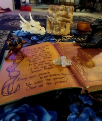 Mystical Items For Sell! 12 Total Includes Leather Spell Book, Statues & More