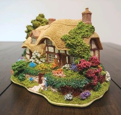 Lilliput Lane Meadowsweet Cottage 1996/1997 Coll. Spec. Ed. Mint In Box No Deed