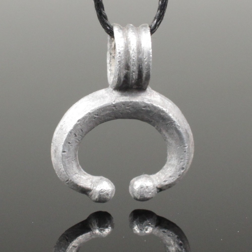 SUPERB ANCIENT ROMAN SILVER LUNA PENDANT – CIRCA 2nd Century AD (R1)