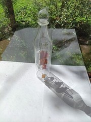 VTG MAYFLOWER GLASS WITH SMALL SHIP INSIDE A BOTTLE BRITAIN