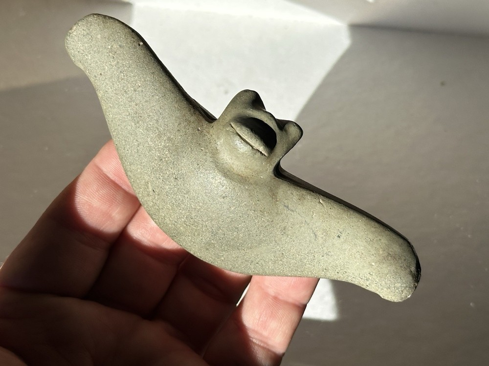 RARE PRE-COLUMBIAN TAIRONA ANIMAL EFFIGY BATWING PECTORAL GORGET, COLUMBIA, COA
