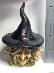 Former Kevin Francis Face Pot Artist Neil Eyre Halloween 4 face wicked witch box