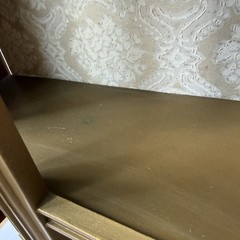 Vintage Syroco Hollywood Regency Ornate Gold Curio Wall Display Shelf