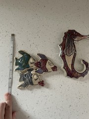 2000 Blue Sky Clay Works SEA HORSE & Fish Kissy Face Wall Art Heather Goldminc