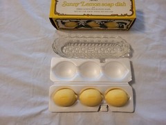 Avon – Sunny Lemon Soap Dish – 1970 Vintage – Un-Used