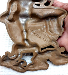Vintage 1970 Boy with Frog Bathtub Bath Time Sexton Cast Metal Wall Decor USA