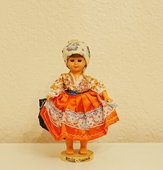 Set of 11 Unknown Vintage Dolls