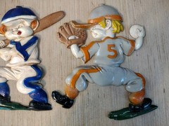 1970 SEXTON 3 BASEBALL PLAYERS CAST METAL WALL HANGINGS Catcher Batter Pitcher