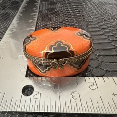 French Limoges Classic Oval Trinket Box Peint Main Hand Painted 4 Leaf Clover