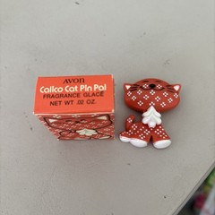 VTG Avon Fragrance Glace Pin Pal Red Calico Cat New In Box 1973