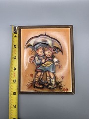 ​Vintage 3D Wall Plaque Boy and Girl Under Umbrella Decorative Art Decor