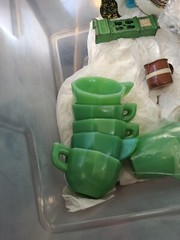 1930’s AKRO AGATE GLASS TOY 5 CUPS JADE GREEN JADEITE JADITE