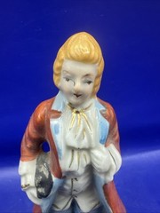 Vtg. Japan 4.75” Porcelain Figurine Traditional Colonial Man Hand Painted w/Gold