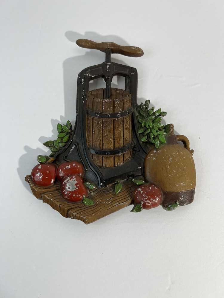 1978 Homco Wall Hanging Cast Iron Metal Apple Cider Press Country Farm Decor