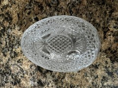 Vintage Avon Classic Fostoria Lead Crystal Egg Trinket Dish Mother’s Day 1977