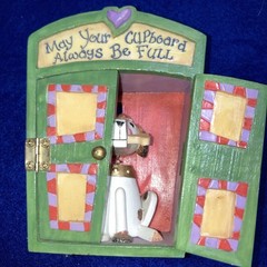 Vtg 1999 Enesco ‘May Your Cupboard Always Be Full’ Dog with Bone Bobble Head