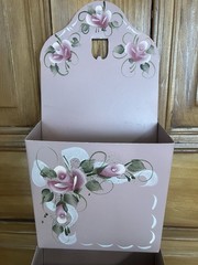 Vtg Metal Letter Wall 3 Pocket Pink Tole Painted Roses & Signed