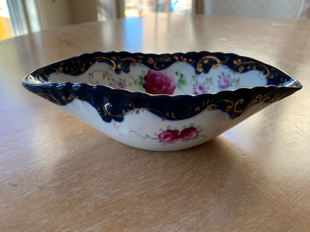Unbranded Vintage Navy Blue Pink Floral Ceramic Trinket Dish 7.5″ x 3.5″ x 2″
