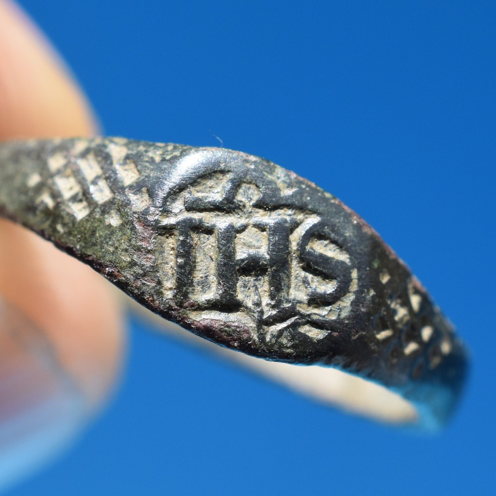 1600s IHS JESUIT RING FOUND † ANTIQUE 17TH CENTURY BRONZE RING OMEGA TYPE †