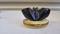 RARE Authentic Limoges Box France Halloween Bat Artoria 116/1000 Box & COA