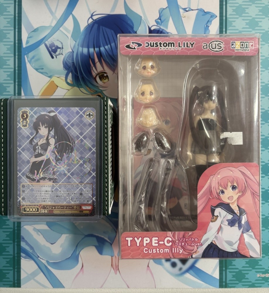 Azone International Custom Lily Type-C Doll Dark Brown Used + Weiss Schwarz SSP