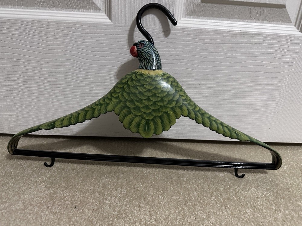 Vintage Parrot Bird Resin Plastic Painted 3D Shaped Clothing Hanger