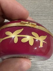 Limoges France White & Gold Floral Bouquet Design Porcelain Egg Trinket Box 3 In