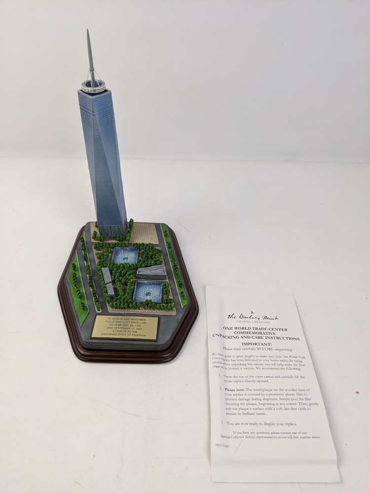 One World Trade Center by The Danbury Mint 10.5” Original Foam And Box