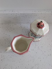 AVON Sweet Country Harvest Creamer & Covered Sugar