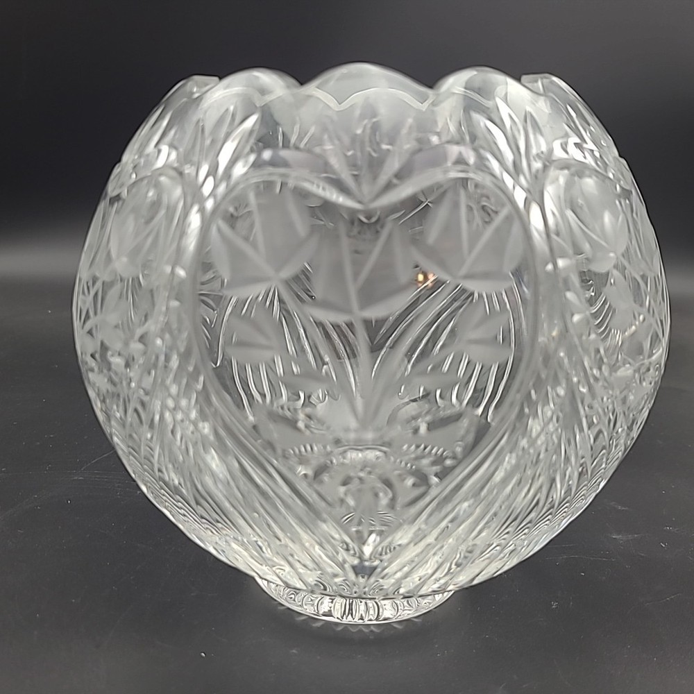 Crystal Clear Heavy 24% Lead Crystal Rose Bowl Vase Etched Tulips Scalloped Top