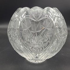 Crystal Clear Heavy 24% Lead Crystal Rose Bowl Vase Etched Tulips Scalloped Top