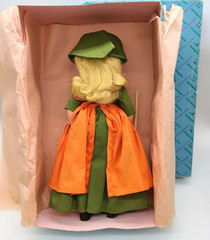 Madame Alexander 14″ Poor Cinderella With Broom #1540 Doll Made In USA W/ Tag