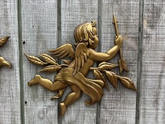 Rare 1960s Vintage Sexton Gold Painted Metal Cherub Angels Set of 2 Wall Decor