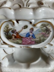 Vintage White Footed Victorian Style Footed Cigarette Holder Trinket Box Japan