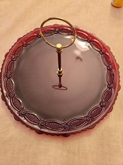 rare Avon 1876 Cape Cod Red Glas Serving Tray