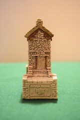 Lilliput Lane Bridge House 1991. English Collection – Northern.