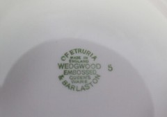 Wedgwood COVERED CANDY BOX Celadon Green on Cream Grapevine England Vintage